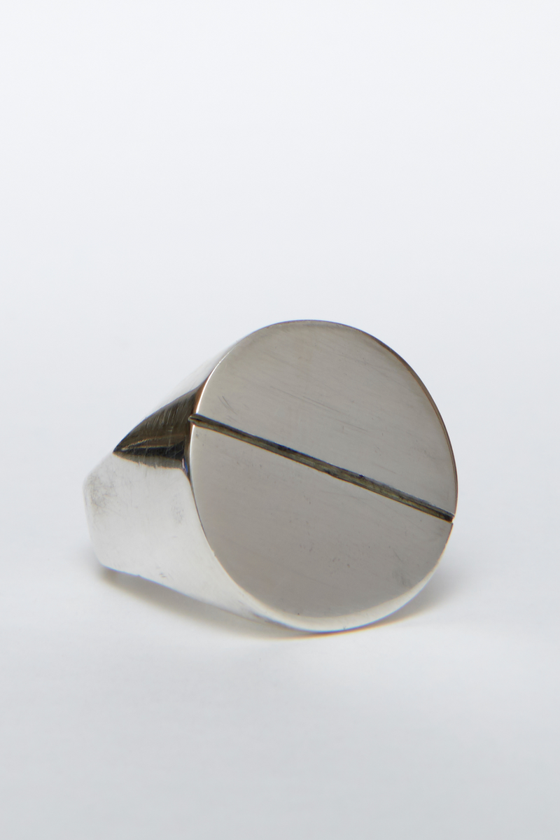 BLACK DEVILLE - DIAGONAL LIGNE RING – Annex